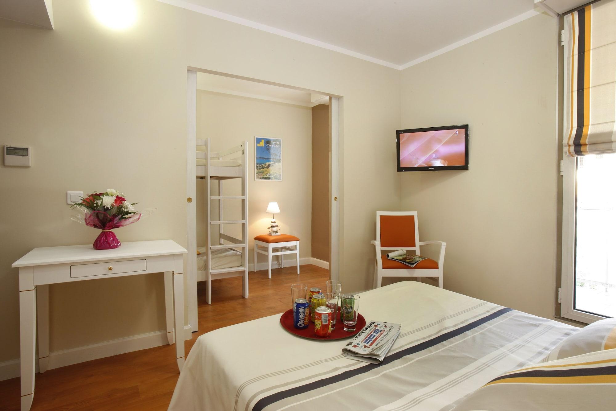 Hotel Club La Font Des Horts Йер Экстерьер фото