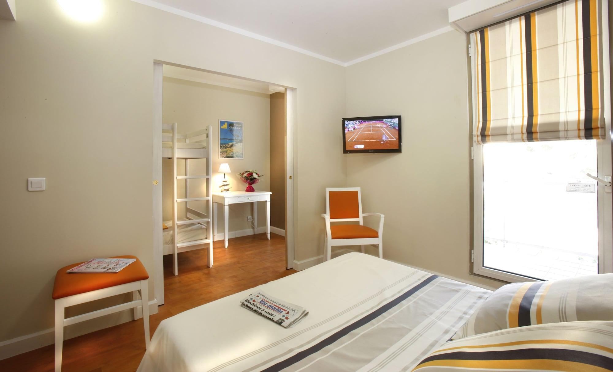 Hotel Club La Font Des Horts Йер Экстерьер фото